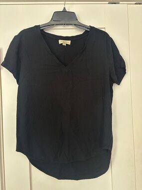 Cloth & Stone Black V-Neck Short Sleeve Blouse/tee sz M